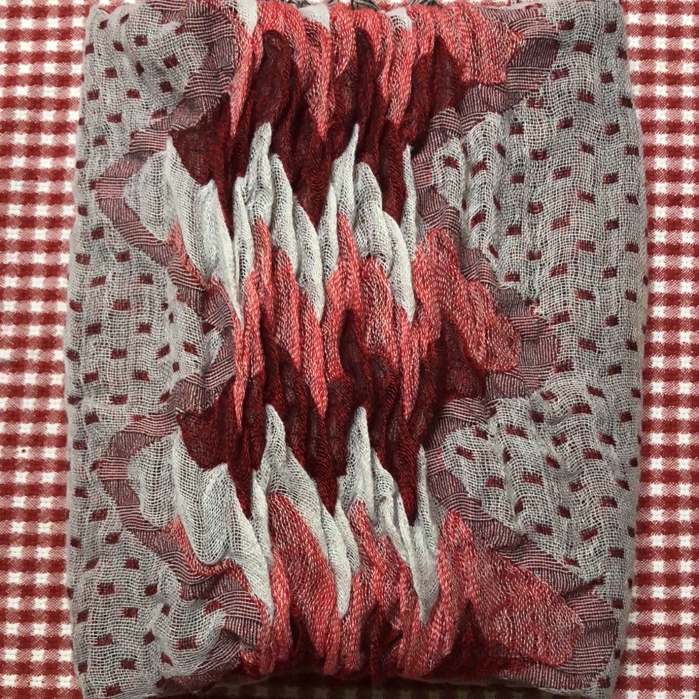 Reversible scarf/pashmina - Picture 10 of 14